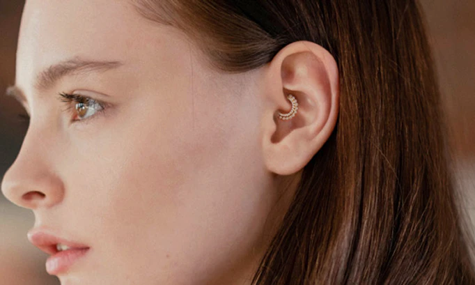 Piercingsmykker for Daith