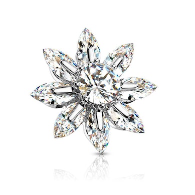 Blomst til dermal anchor med blader av sten og stor sten i midten