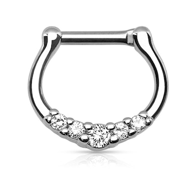 Septumpiercing med fem stener