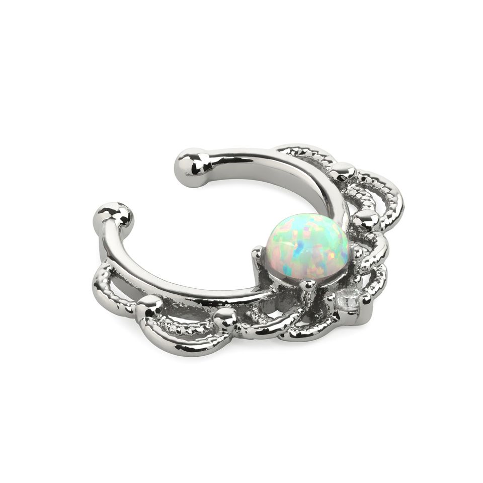 Fake septumpiercing med opalsten og kjededesign