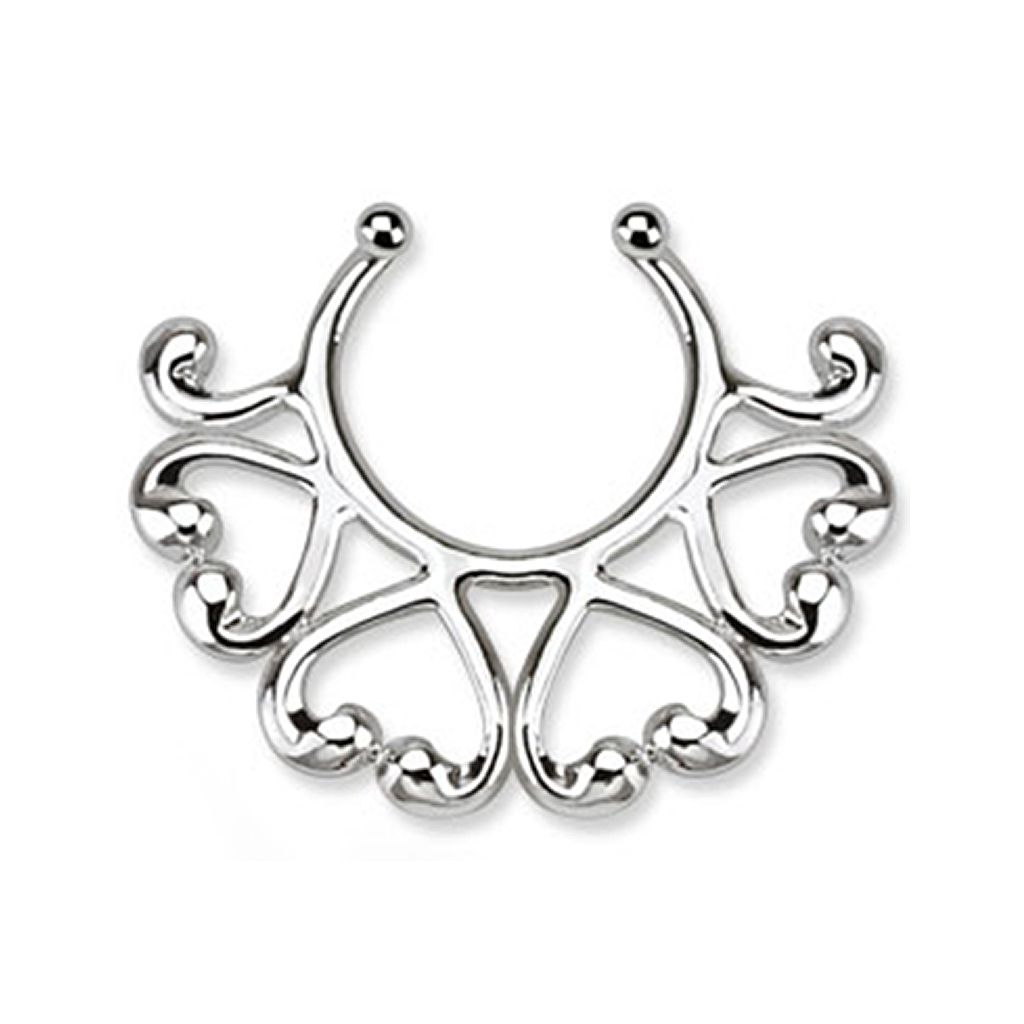 Falsk nippelpiercing med halv hjertekant
