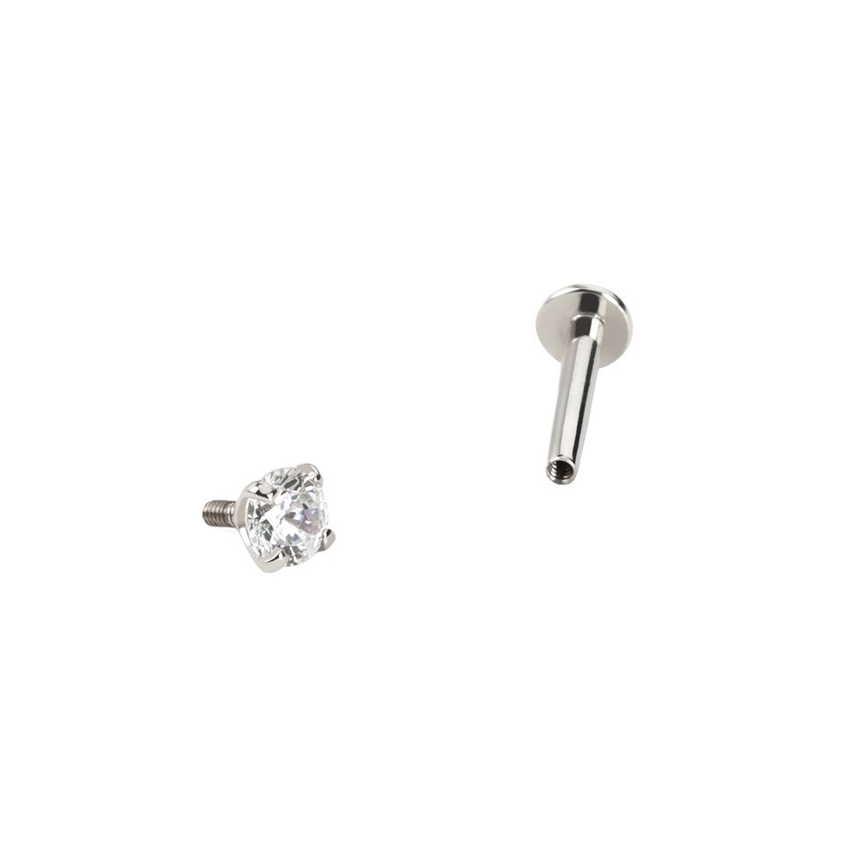 Labret av 14 karat gull med innvendig gjenge og sten