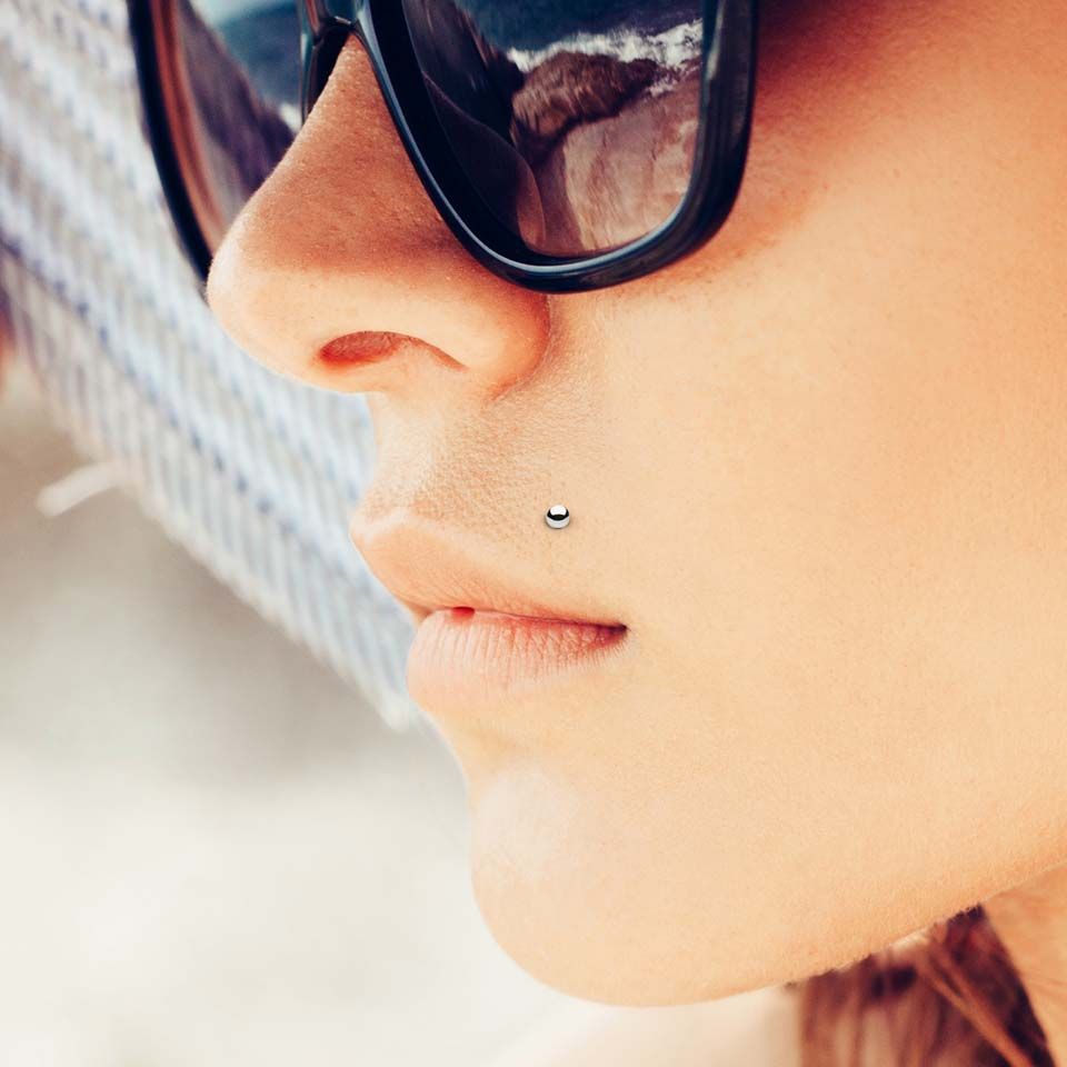 Labret av 14 karat gull