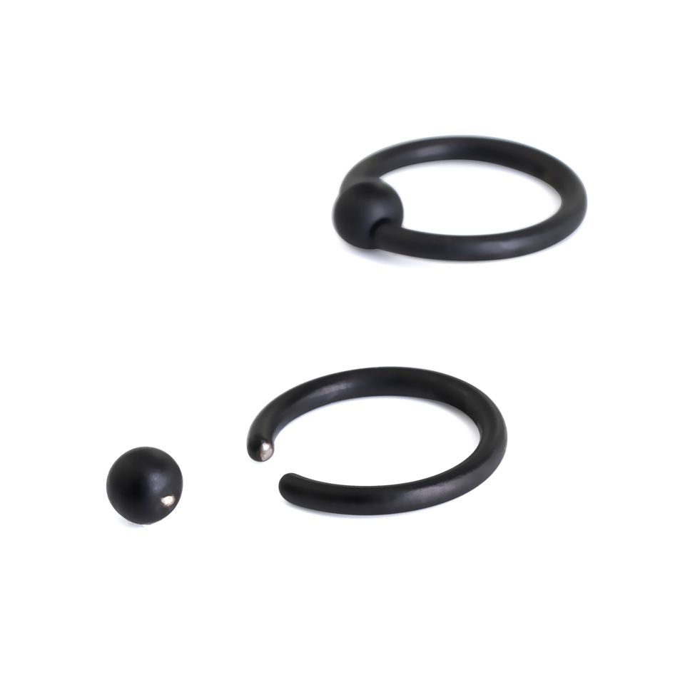Captive bead ring i svart matt farge