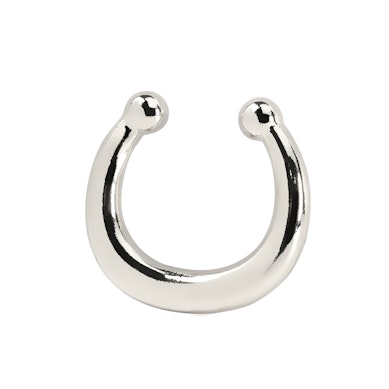 Fake septumpiercing i enkelt design
