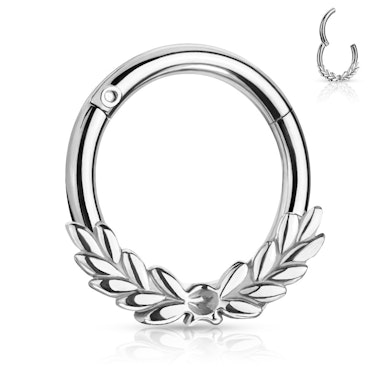 Ring med laurbærkrans og hengsel