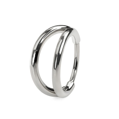Dobbel bøylet ring titan