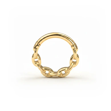 Titanring med lenkedetalj