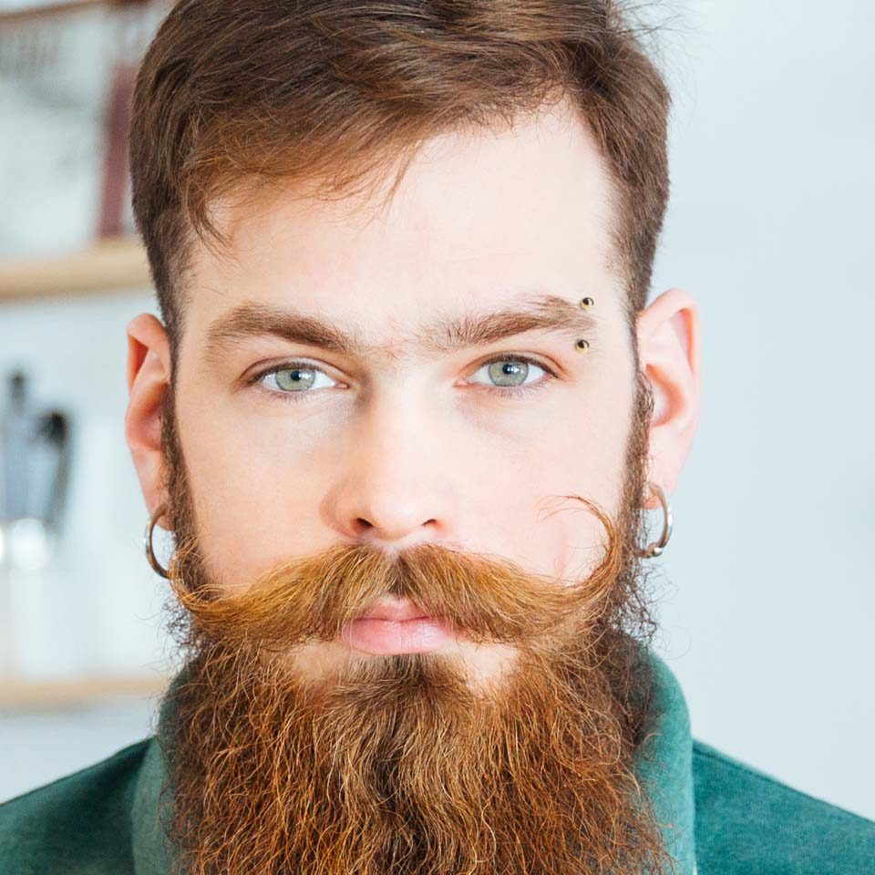 Buet stav av 14 karat gull