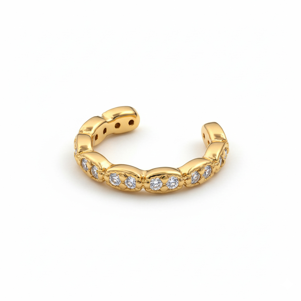 Delikat earcuff med stenpar