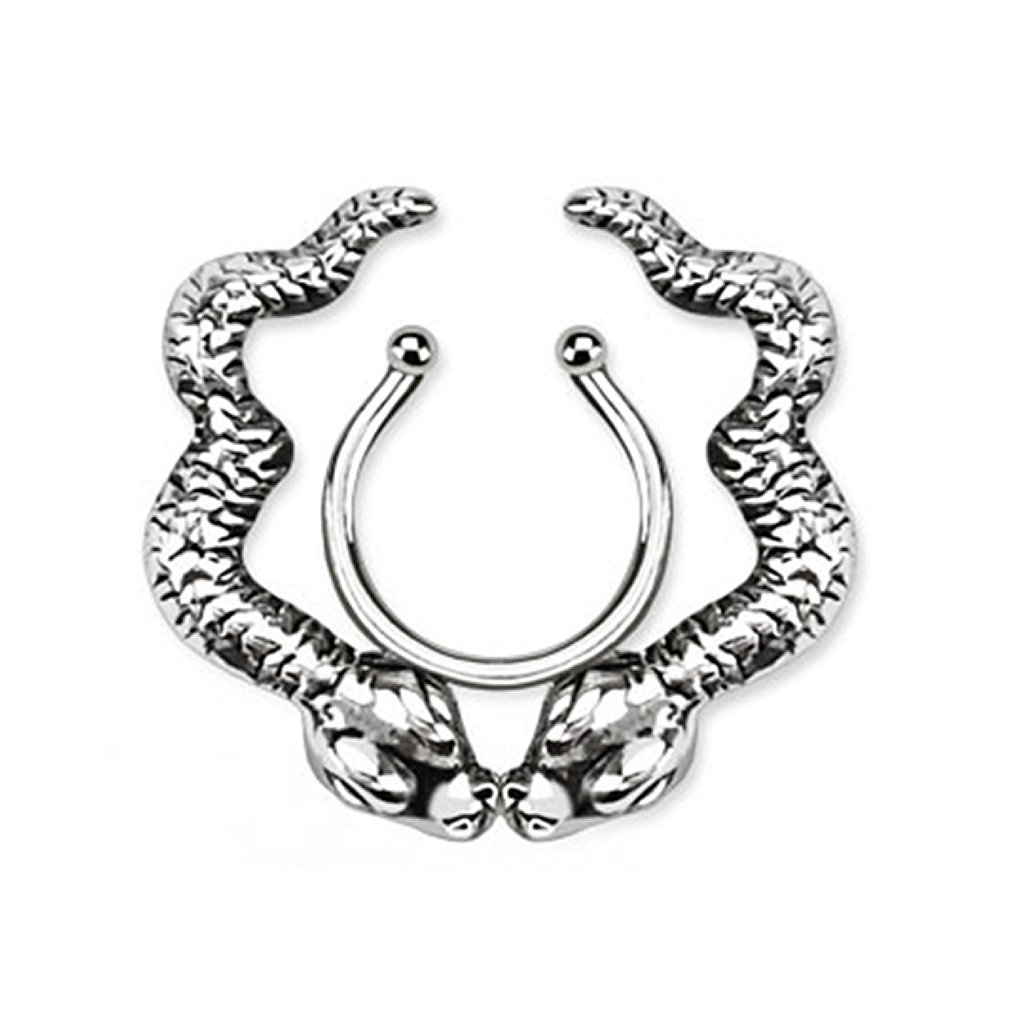 Fake brystpiercing med slanger