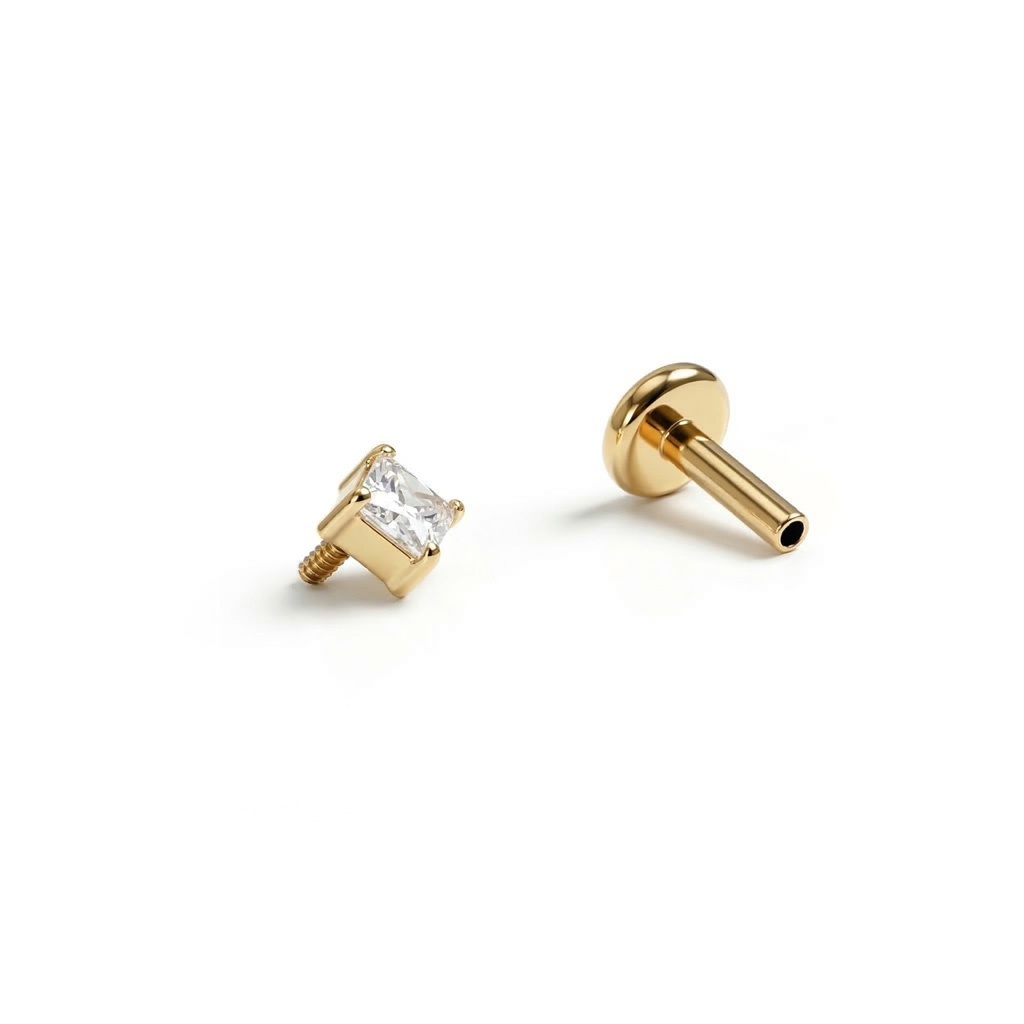 Titanlabret med diamantformet sten