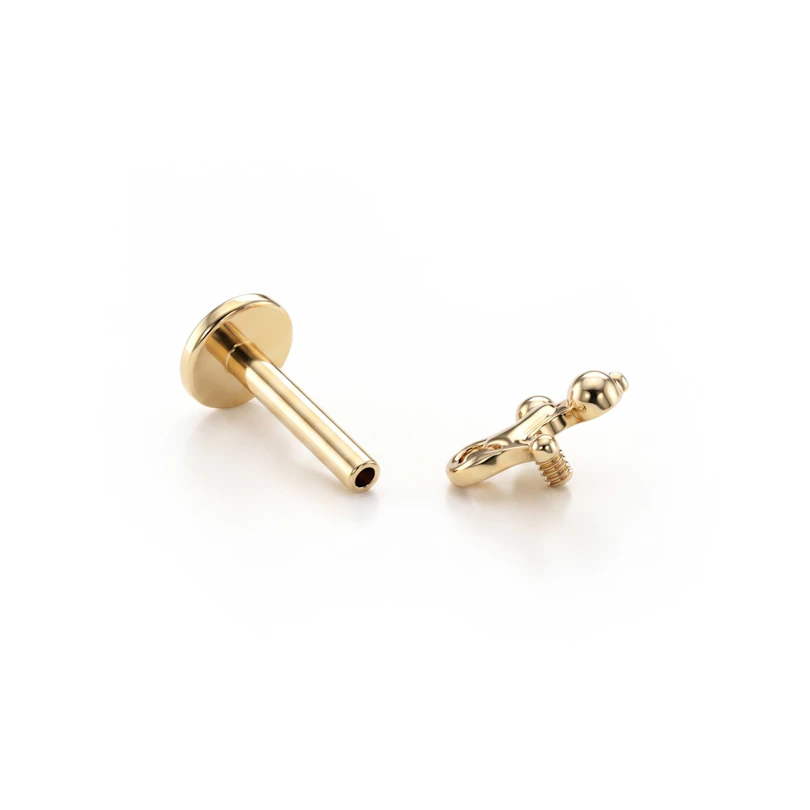Titanlabret formet som ballonghund
