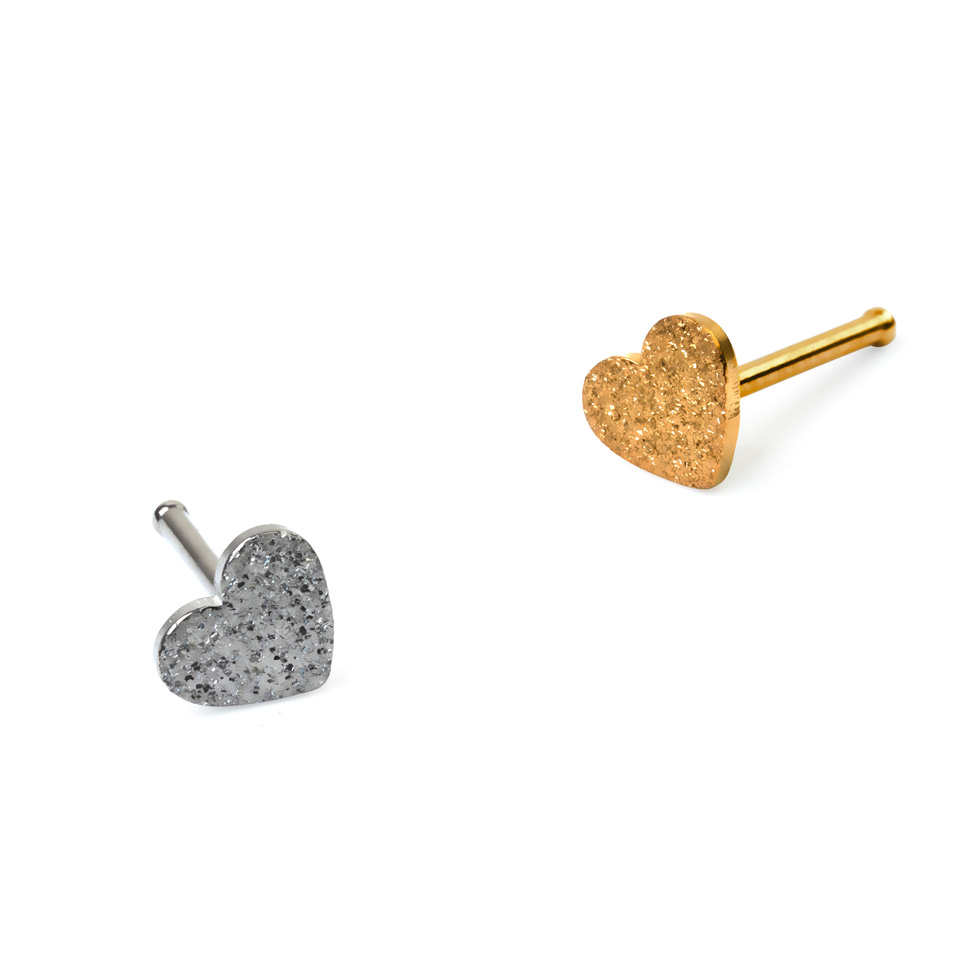 Nesestud med diamanteffekt i form av hjerte