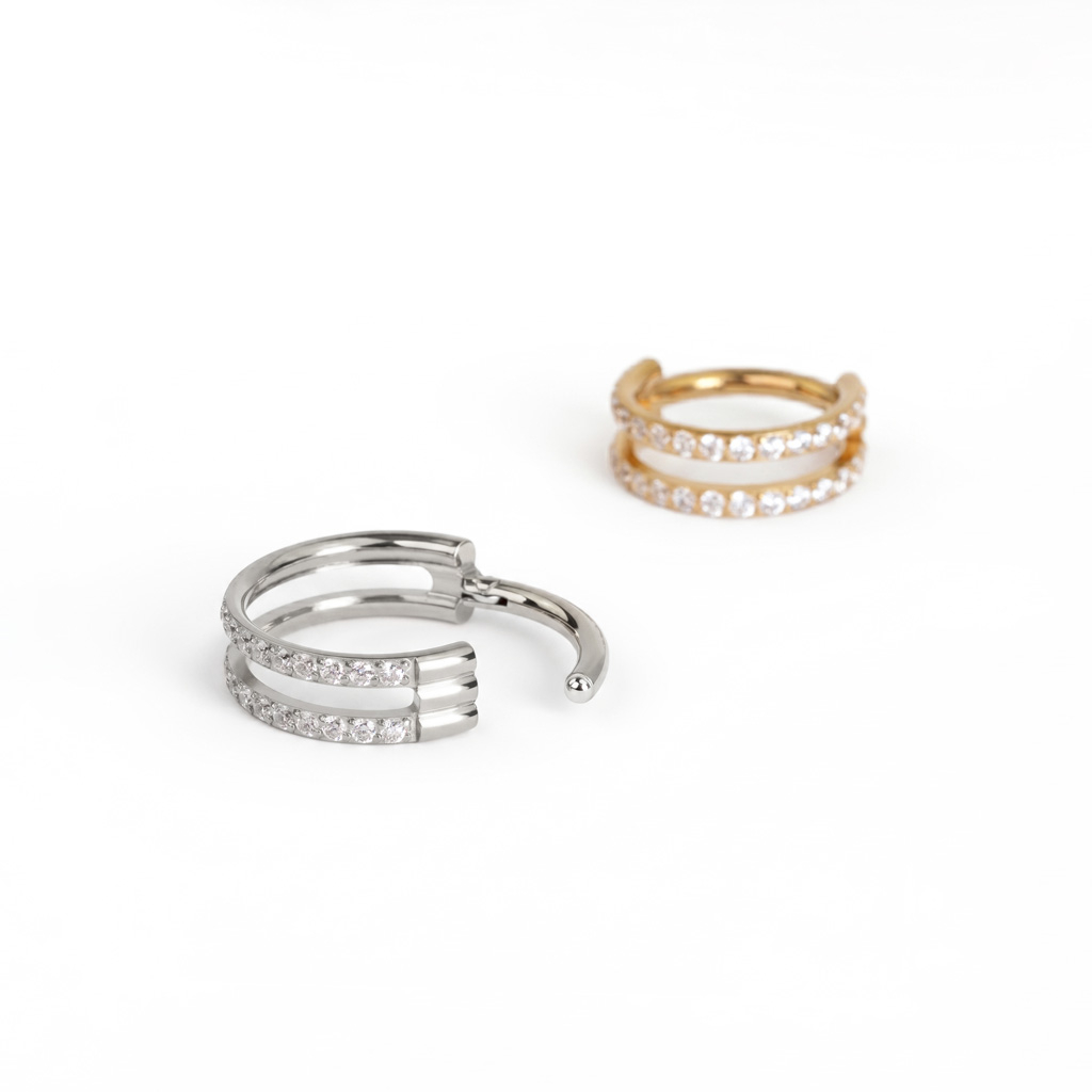Dobbel titanring med stener