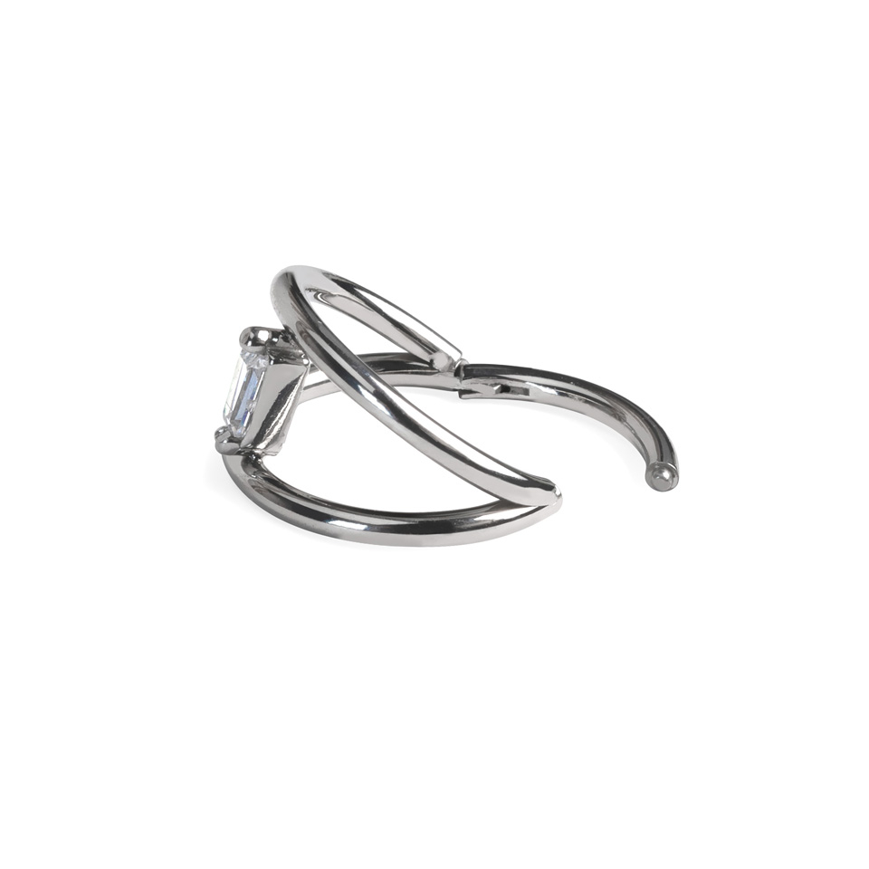 Dobbel ring koblet sammen med sten