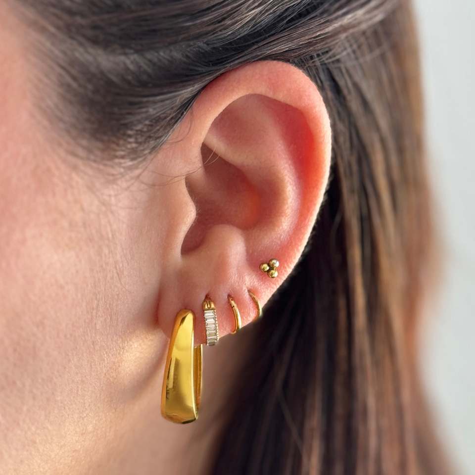 Et par ovale hoopøreringer