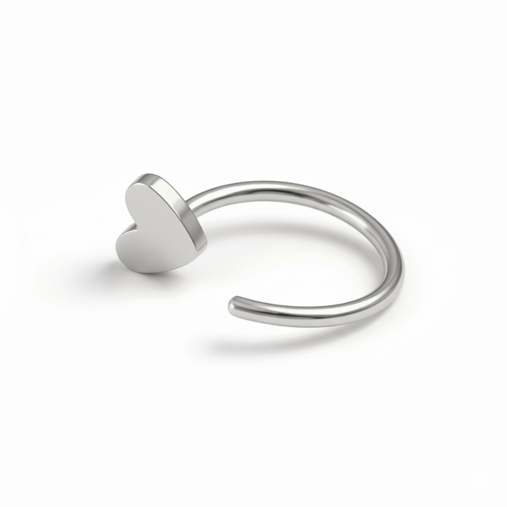 Åpen titanring med hjerte