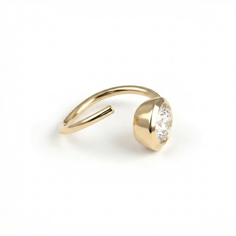 Enkel ring av 14 karat gull med sten
