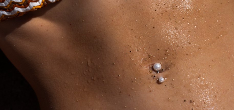 Guide til a bruke piercingsmykker pa stranden